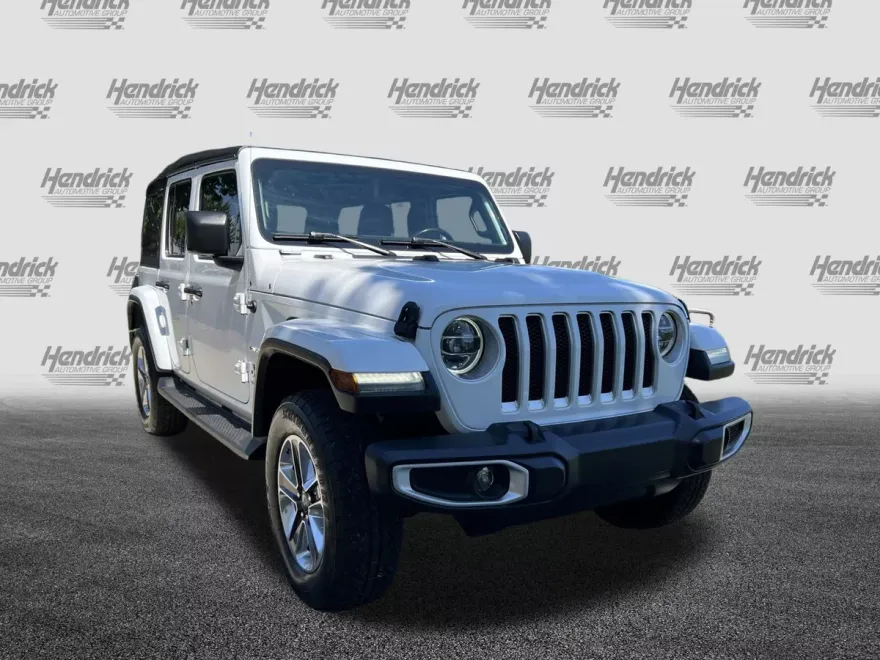 2019 Jeep Wrangler Unlimited Sahara photo 1