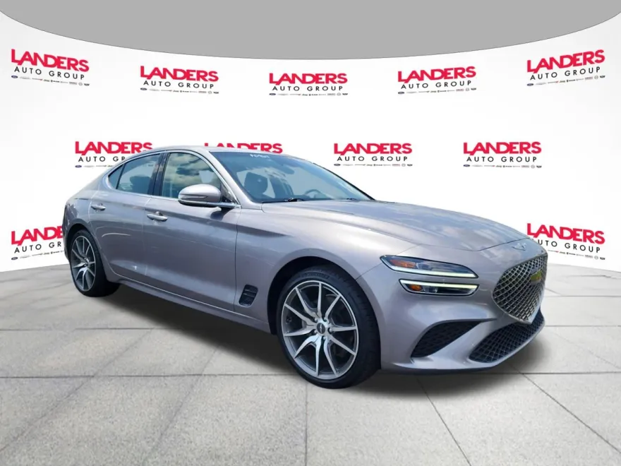 2023 Genesis G70 2.0T photo 1