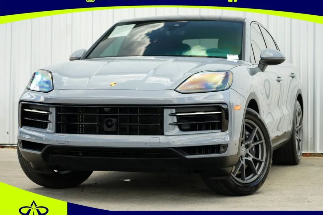 2024 Porsche Cayenne Coupe photo 1