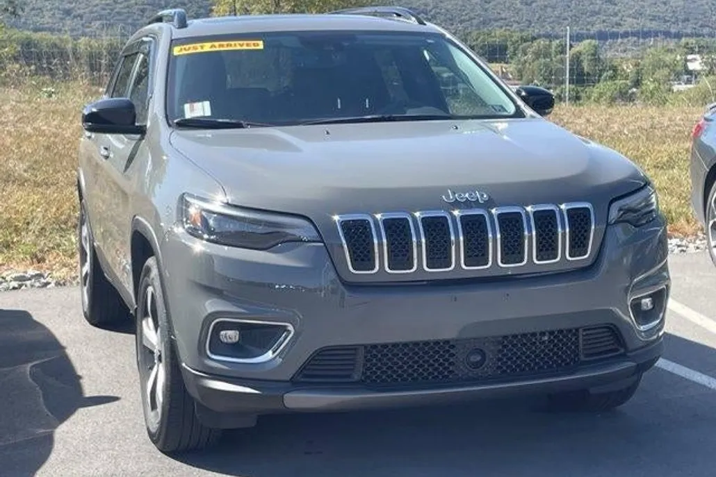 2022 Jeep Cherokee Limited photo 1