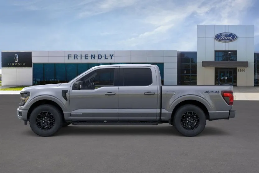 2025 Ford F-150 XLT photo 1