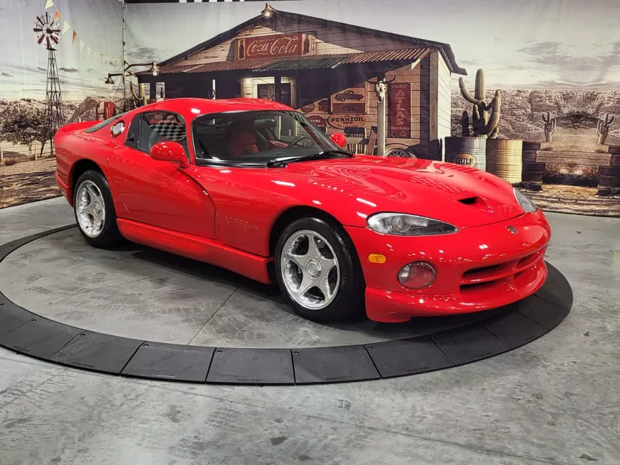 1997 Dodge Viper GTS Coupe photo 1