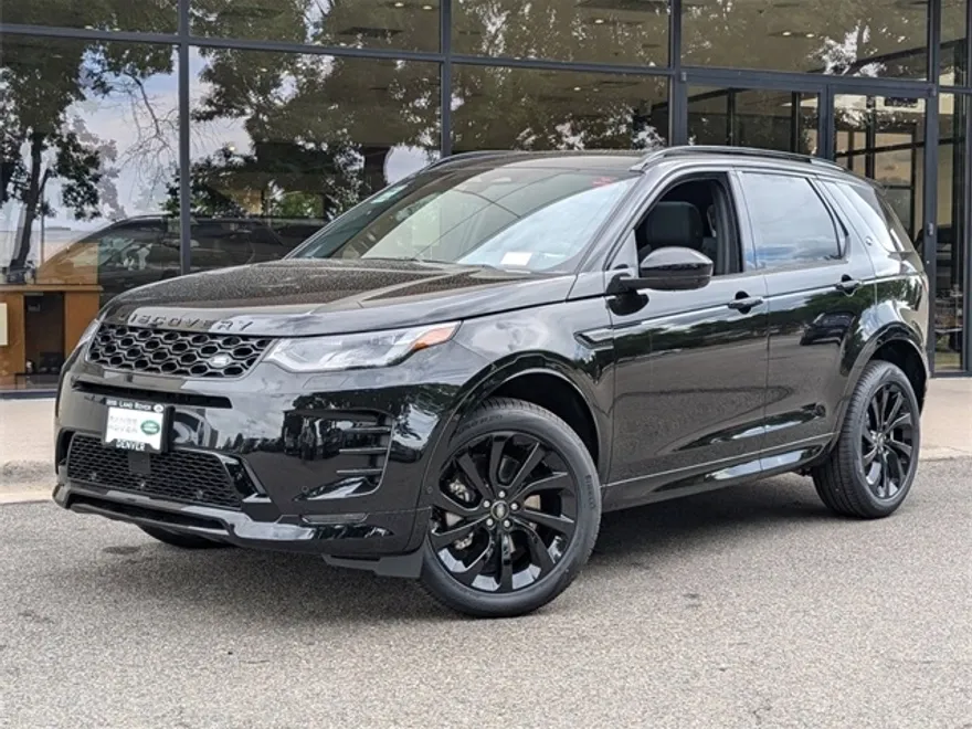 2024 Land Rover Discovery Sport SE photo 1