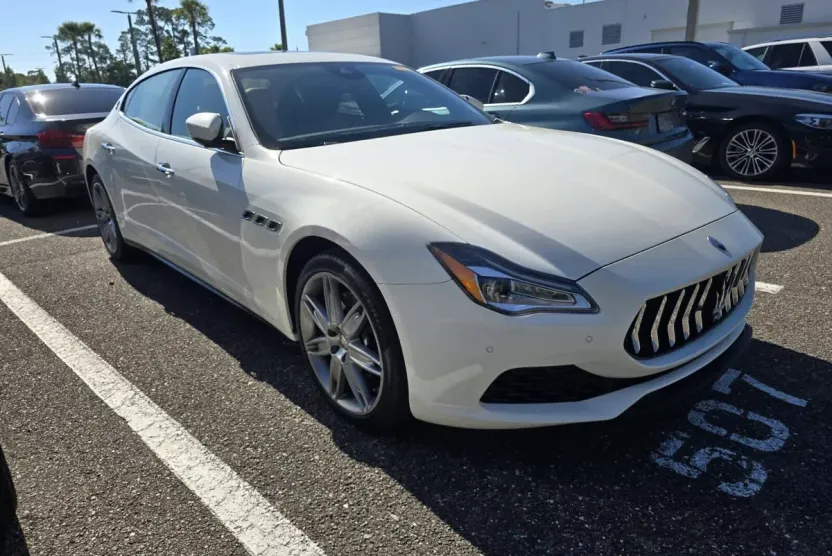 2018 Maserati Quattroporte S Q4 photo 1