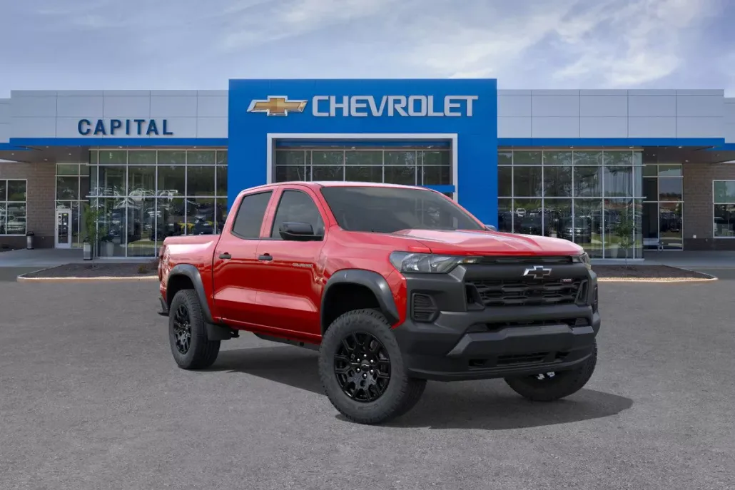 2026 Chevrolet Colorado Trail Boss photo 1