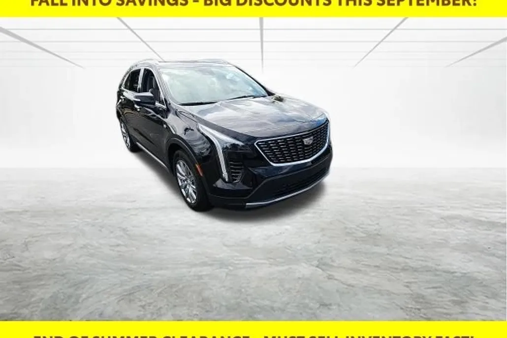 2023 Cadillac XT4 Premium Luxury photo 1