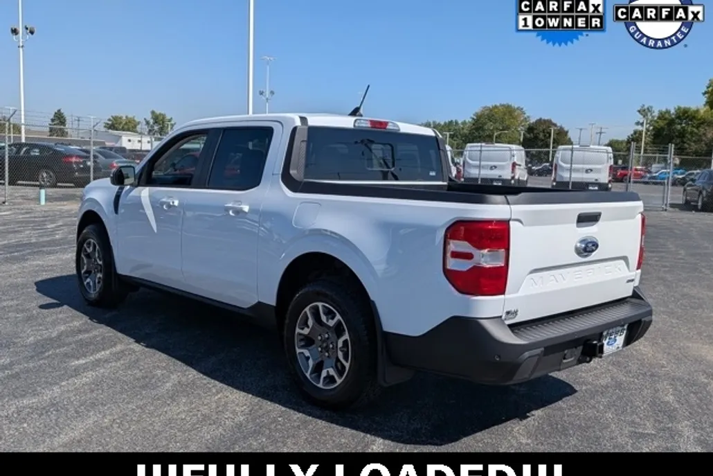 2024 Ford Maverick Lariat photo 1