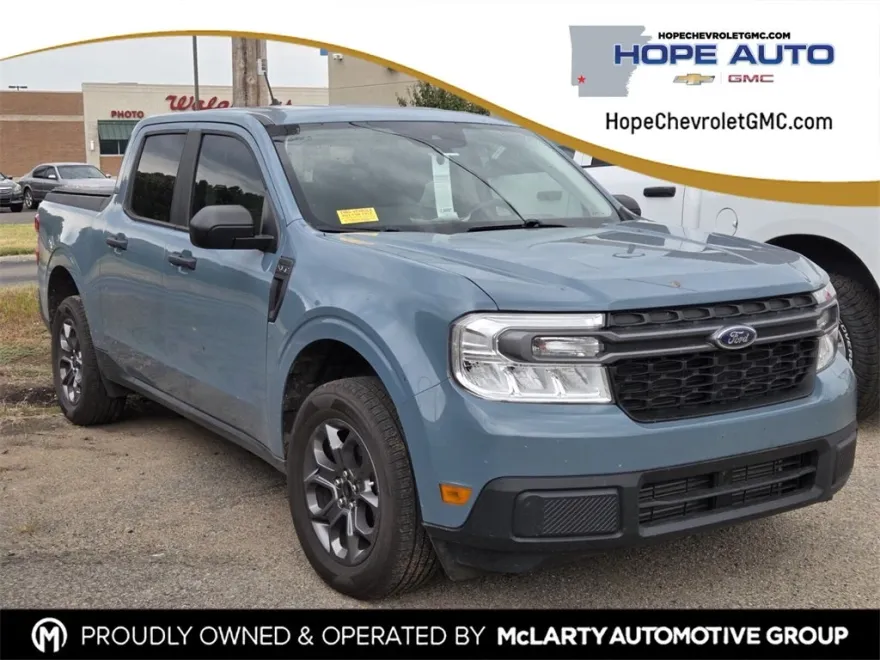 2022 Ford Maverick XLT photo 1