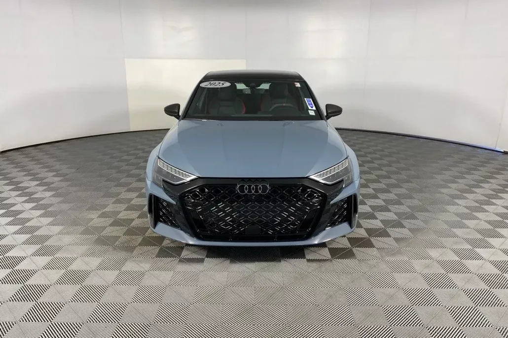 2025 Audi RS 3 Base photo 1