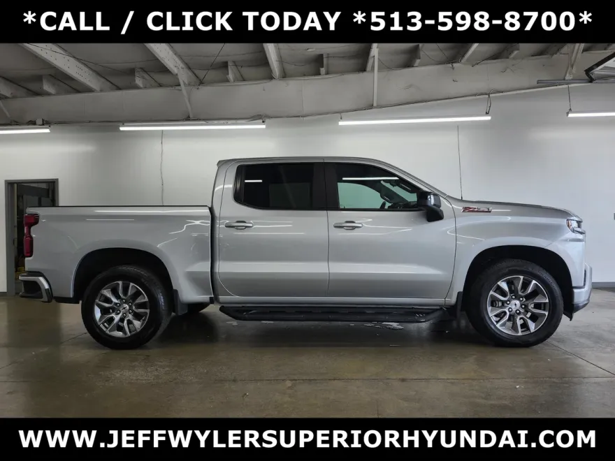 2022 Chevrolet Silverado 1500 RST photo 1