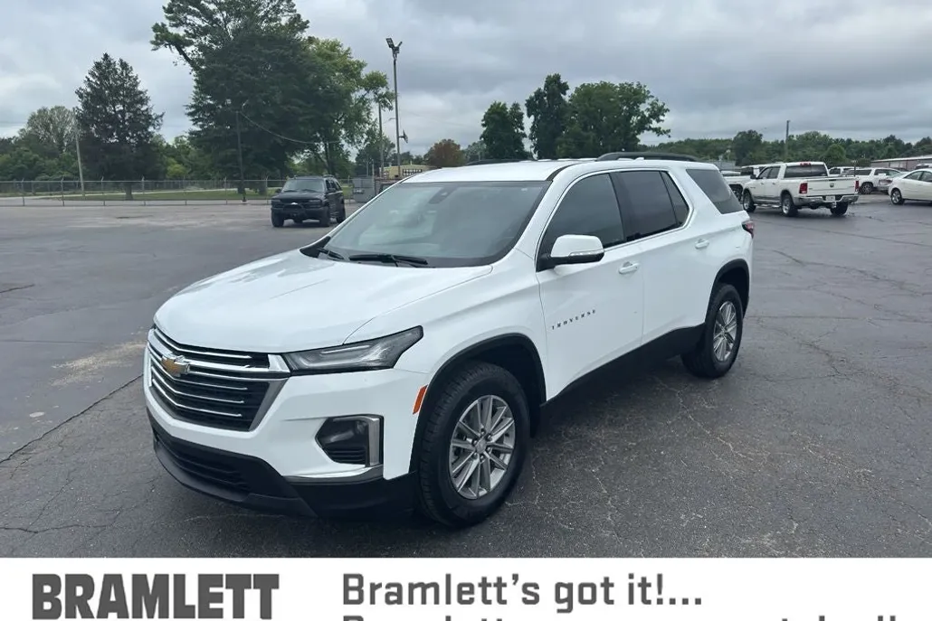 2022 Chevrolet Traverse Cloth photo 1