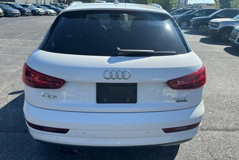 2018 Audi Q3 Premium Plus photo 1