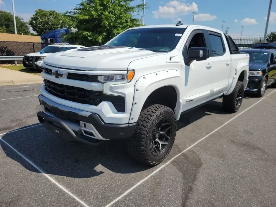 2023 Chevrolet Silverado 1500 RST photo 1