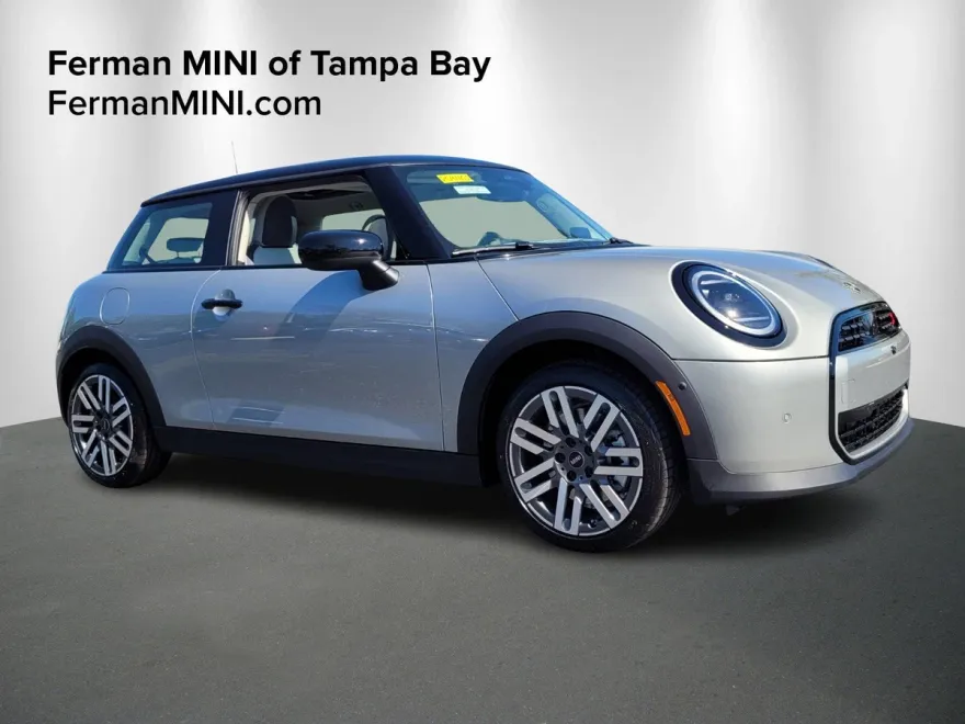 2025 Mini Cooper 2 Door Hardtop S Iconic photo 1