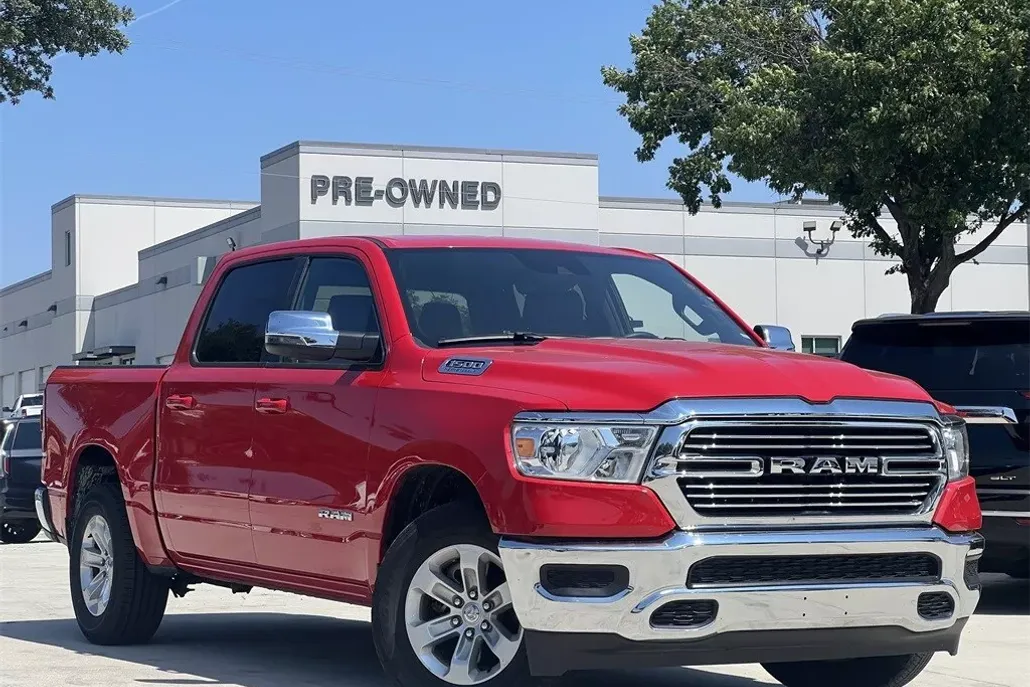 2024 Ram 1500 Laramie photo 1