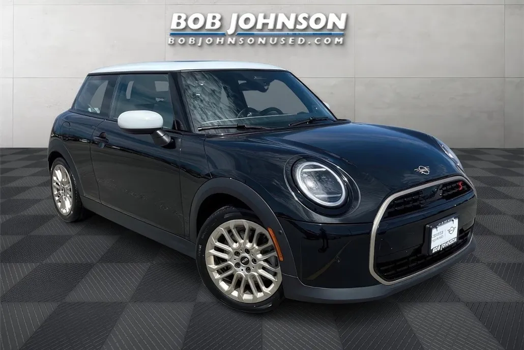 2025 Mini Cooper 2 Door Hardtop S photo 1