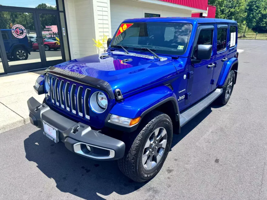 2018 Jeep Wrangler Unlimited Sahara photo 1