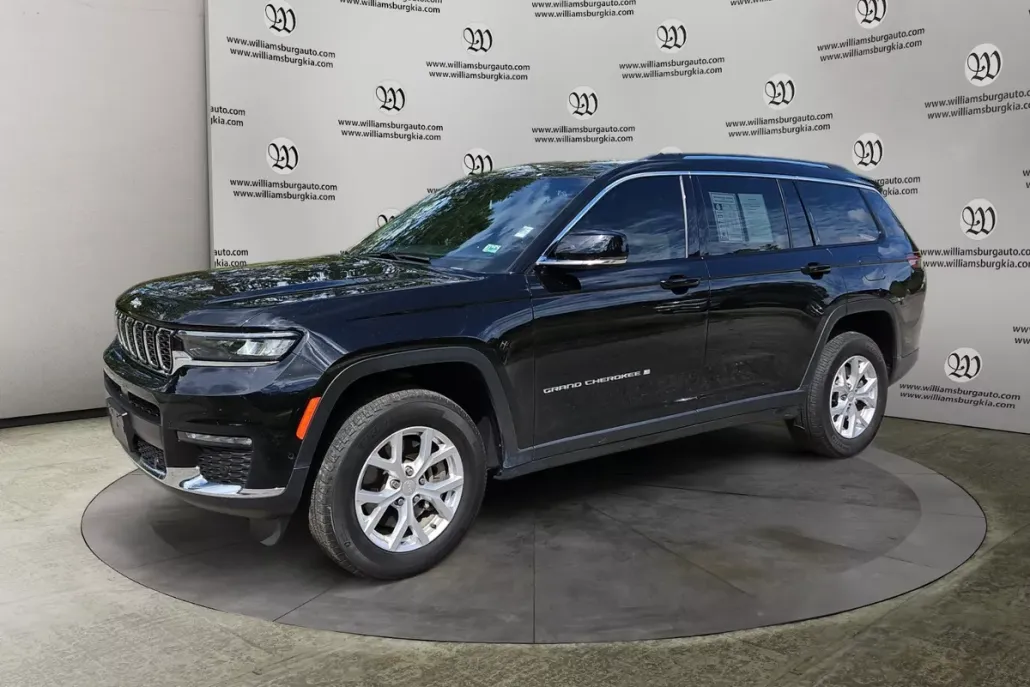 2023 Jeep Grand Cherokee Limited photo 1