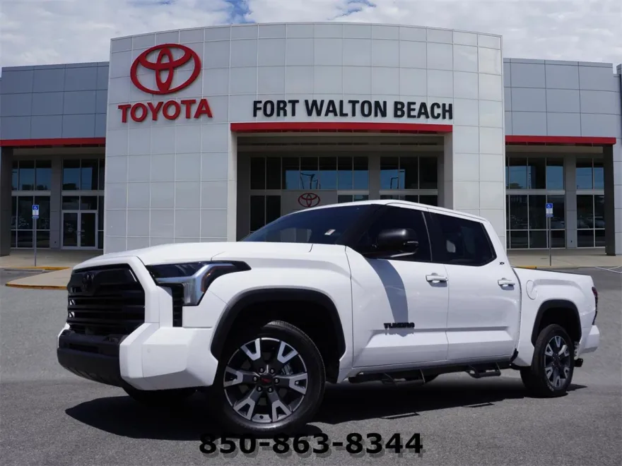 2025 Toyota Tundra SR5 photo 1
