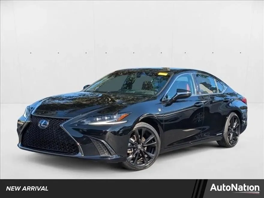2022 Lexus ES 300h F SPORT photo 1