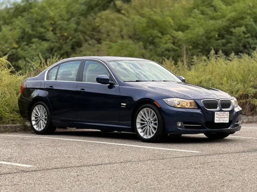 2011 Bmw 335i xDrive photo 1