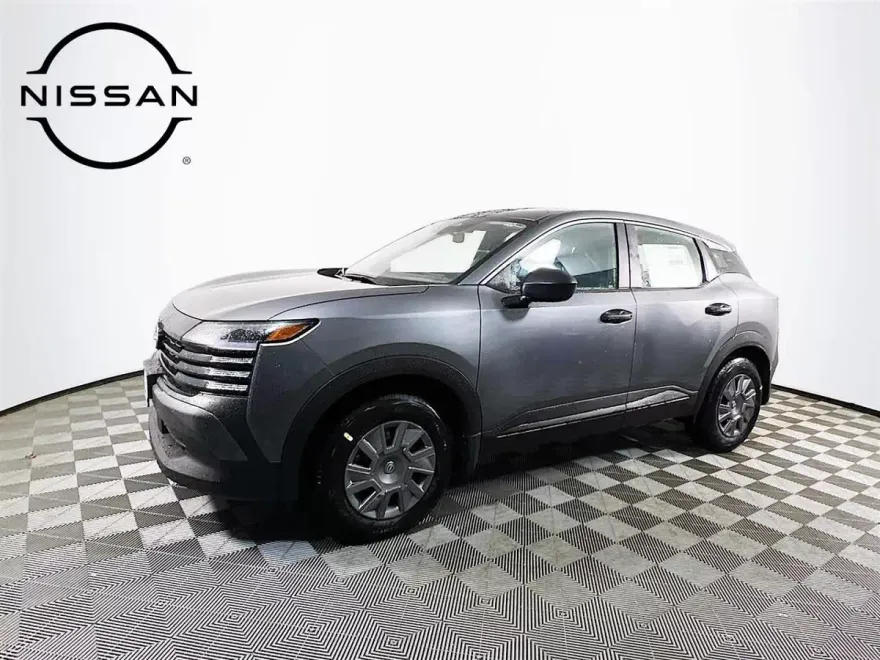 2025 Nissan Kicks S photo 1
