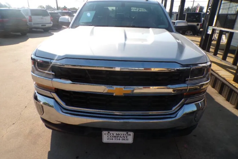 2016 Chevrolet Silverado 1500 LT photo 1