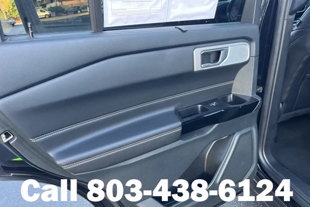 2023 Ford Explorer ST photo 1