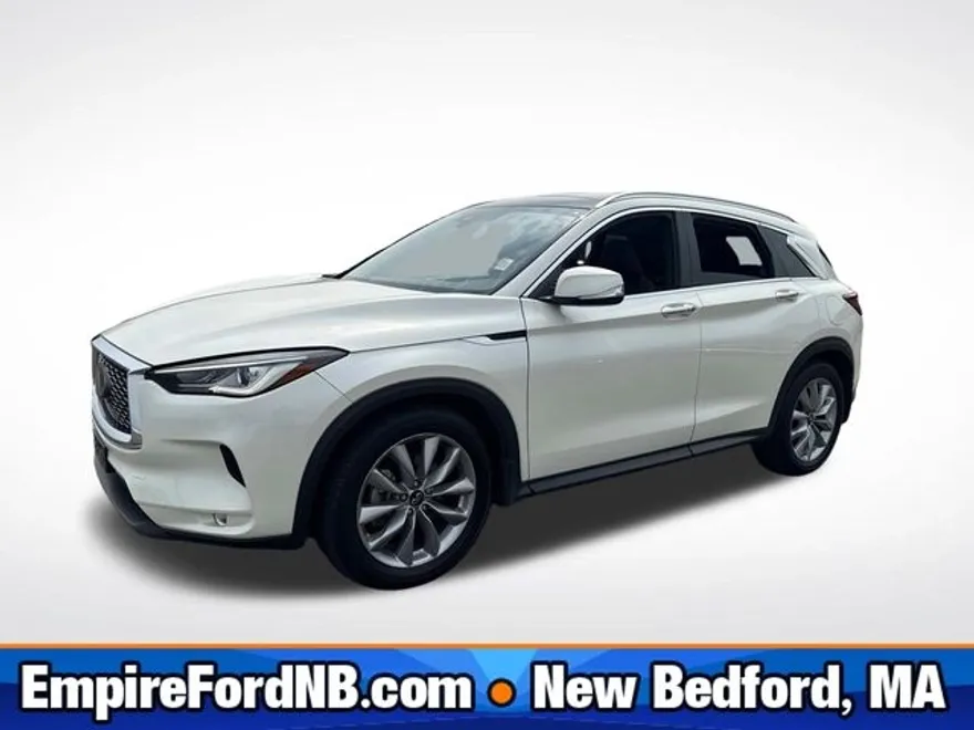 2022 Infiniti QX50 Luxe photo 1