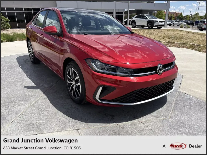 2025 Volkswagen Jetta 1.5T SE photo 1