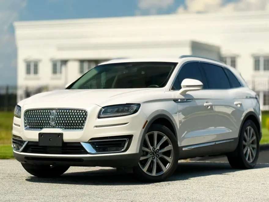 2019 Lincoln Nautilus Select photo 1