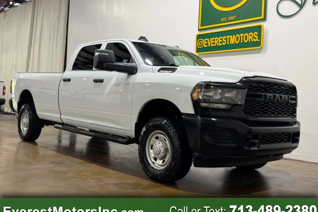 2023 Ram 2500 Tradesman photo 1