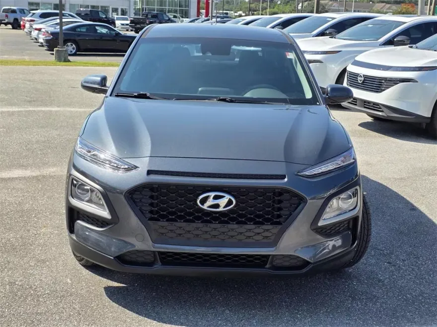 2021 Hyundai Kona SE photo 1