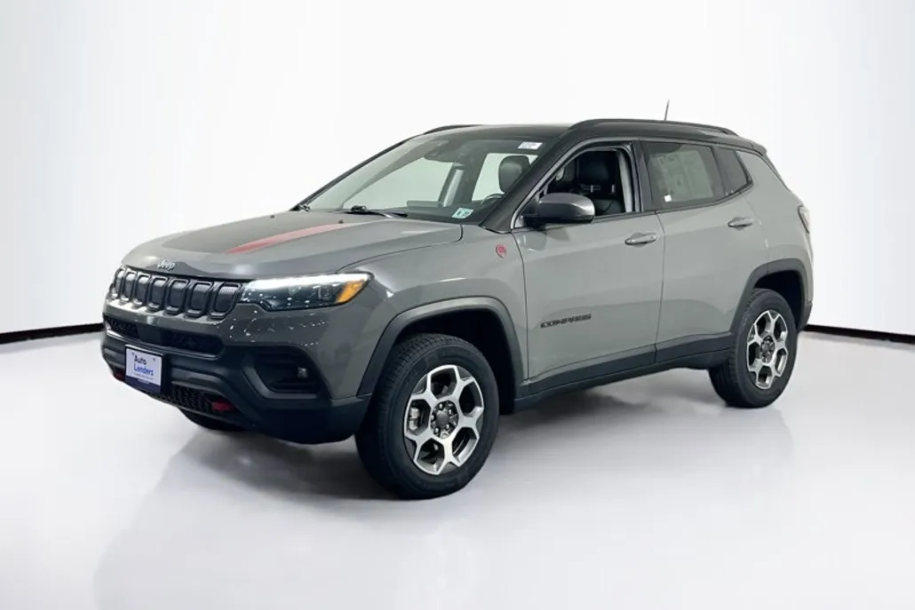 2022 Jeep Compass Trailhawk photo 1