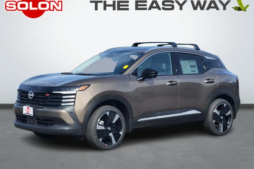 2026 Nissan Kicks SR photo 1