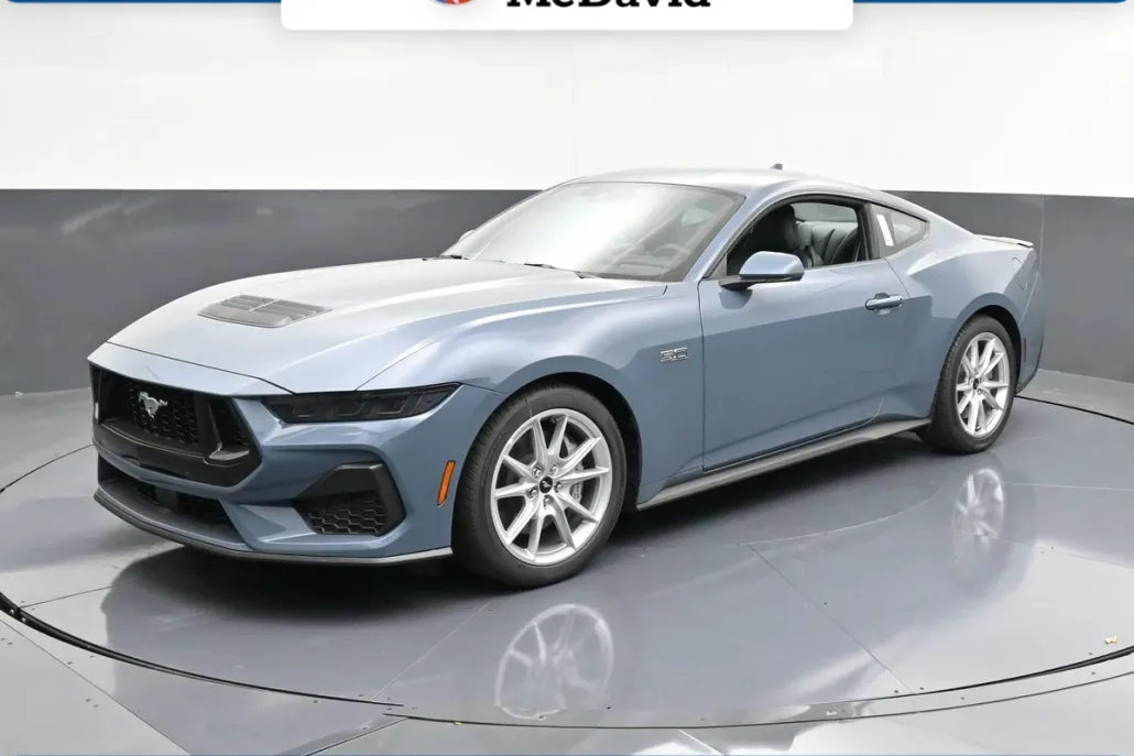 2025 Ford Mustang GT Premium photo 1