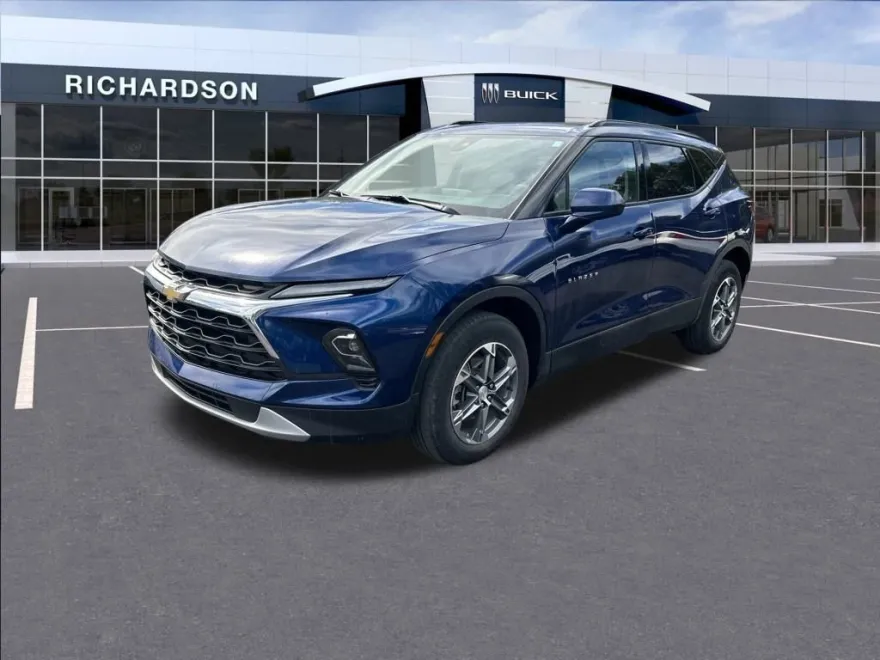 2023 Chevrolet Blazer 2LT photo 1