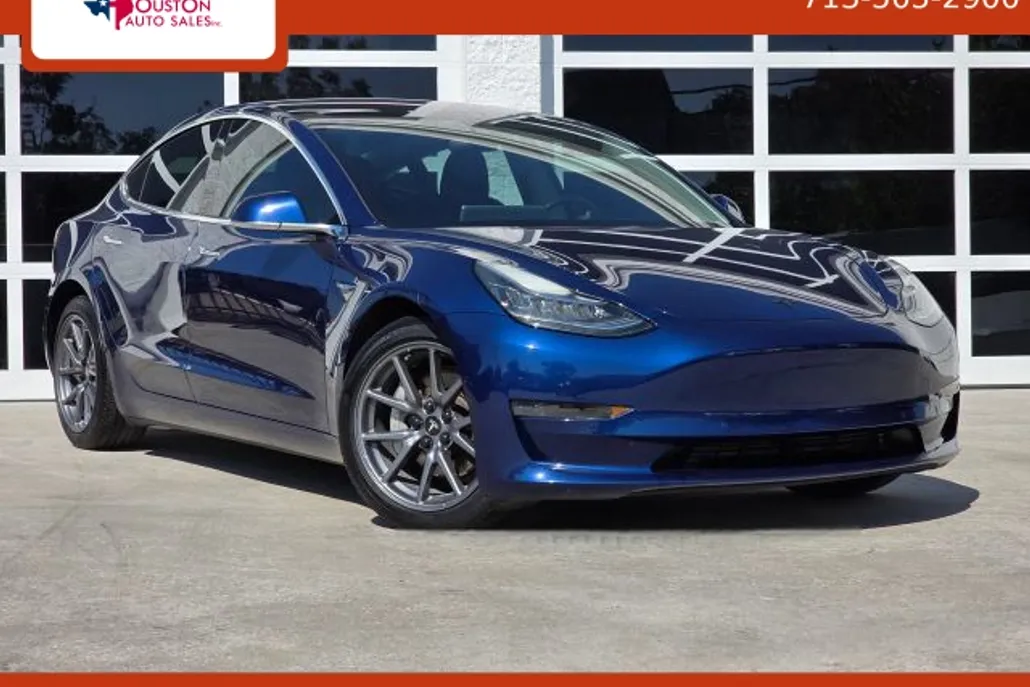 2018 Tesla Model 3 Long Range photo 1