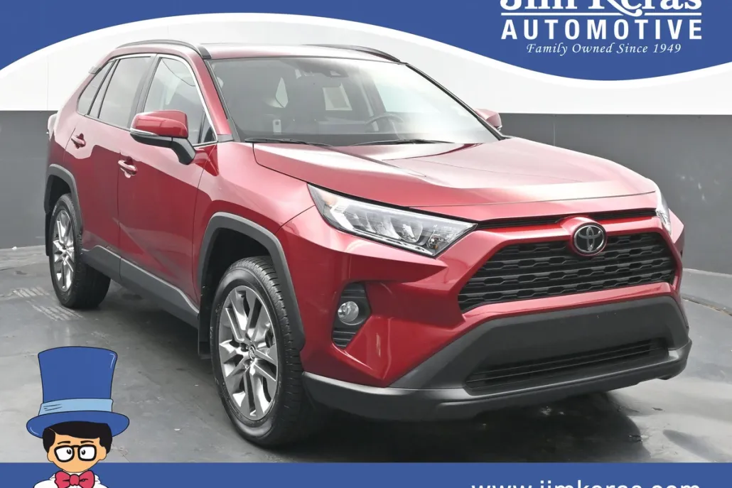 2020 Toyota RAV4 XLE Premium photo 1