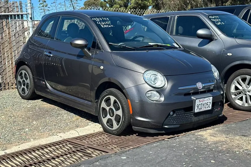 2015 Fiat 500e photo 1