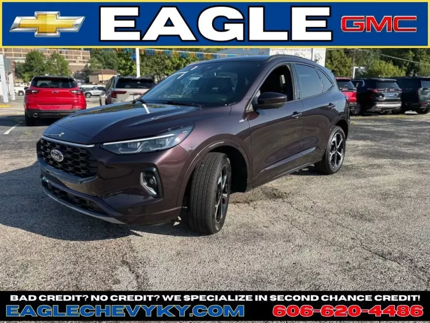 2023 Ford Escape Hybrid ST-Line Elite photo 1