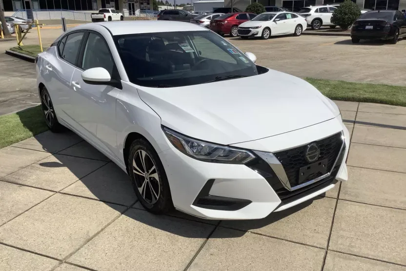 2023 Nissan Sentra SV photo 1
