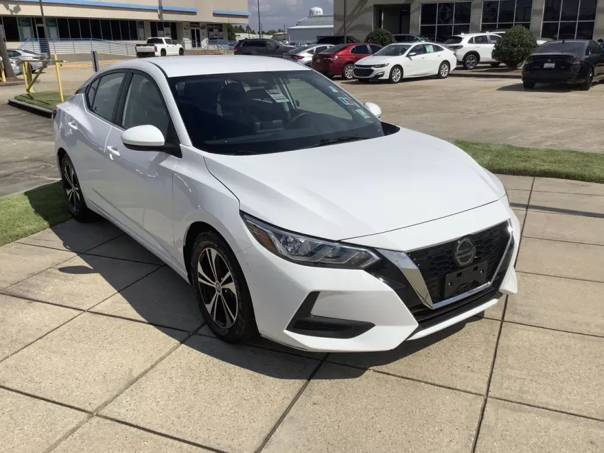 2023 Nissan Sentra SV photo 1