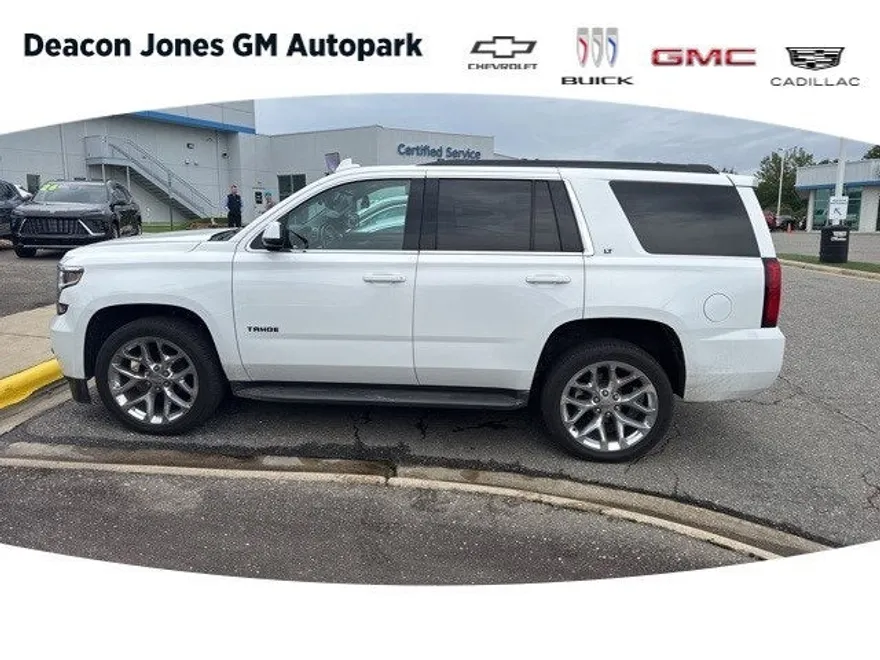 2020 Chevrolet Tahoe LT photo 1
