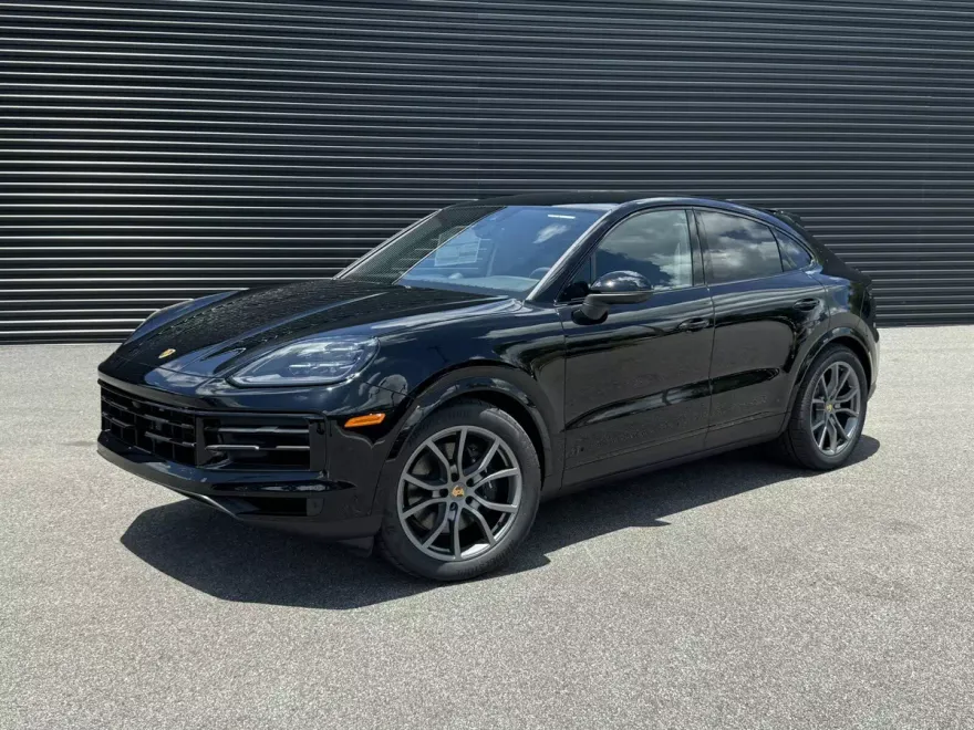 2024 Porsche Cayenne photo 1