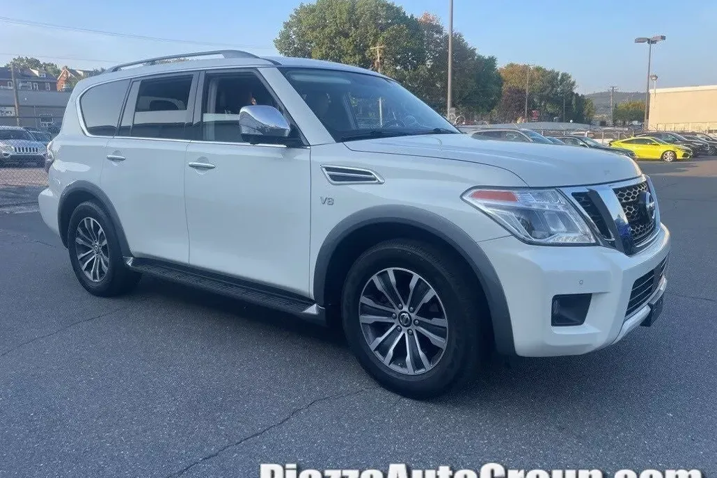2020 Nissan Armada SL photo 1
