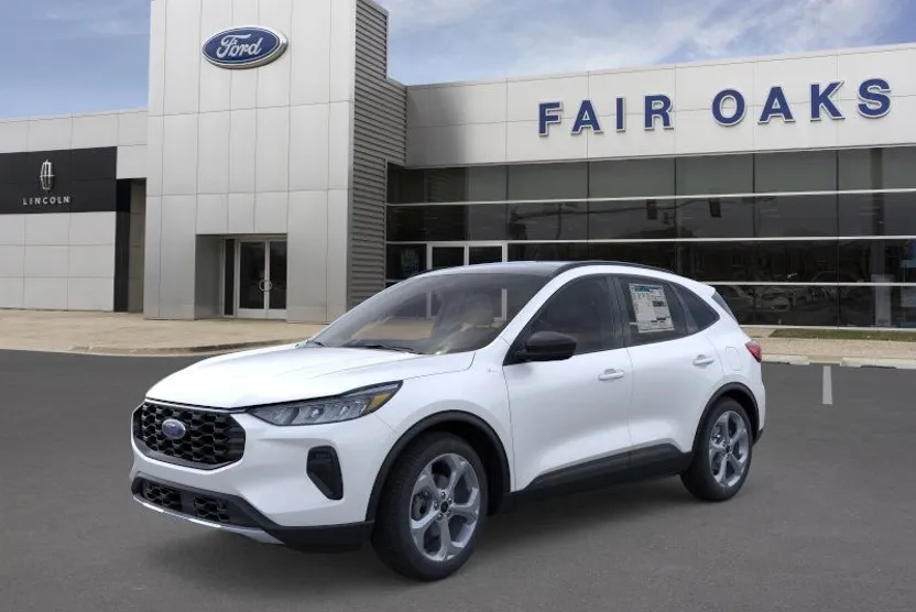 2025 Ford Escape ST-Line Hybrid photo 1