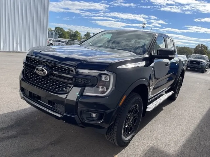 2025 Ford Ranger Lariat photo 1