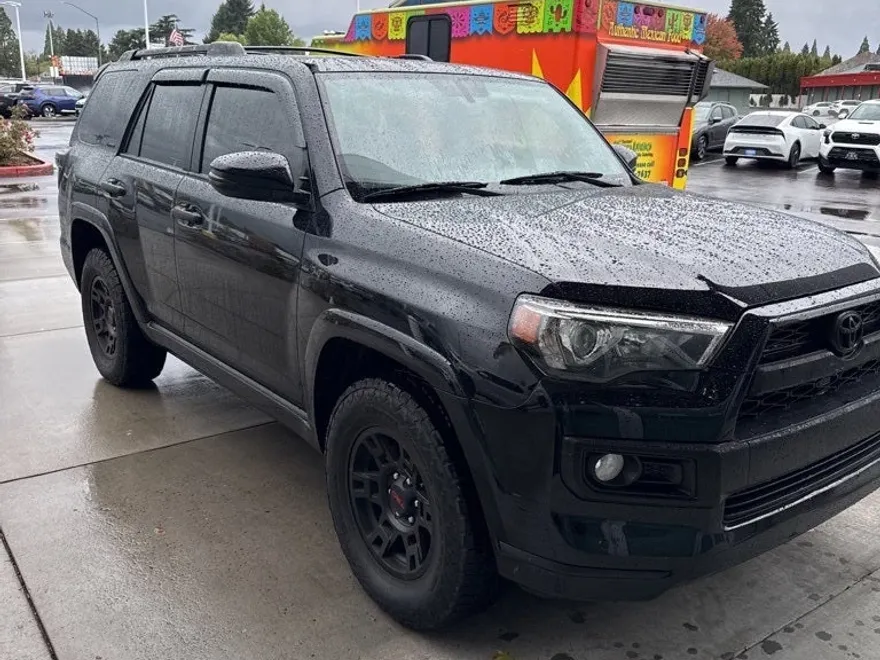 2019 Toyota 4Runner Limited photo 1