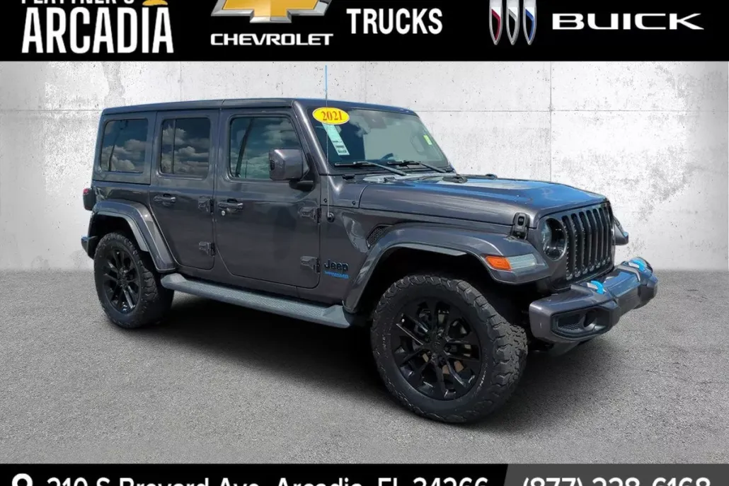 2021 Jeep Wrangler 4xe Unlimited Sahara High Altitude photo 1